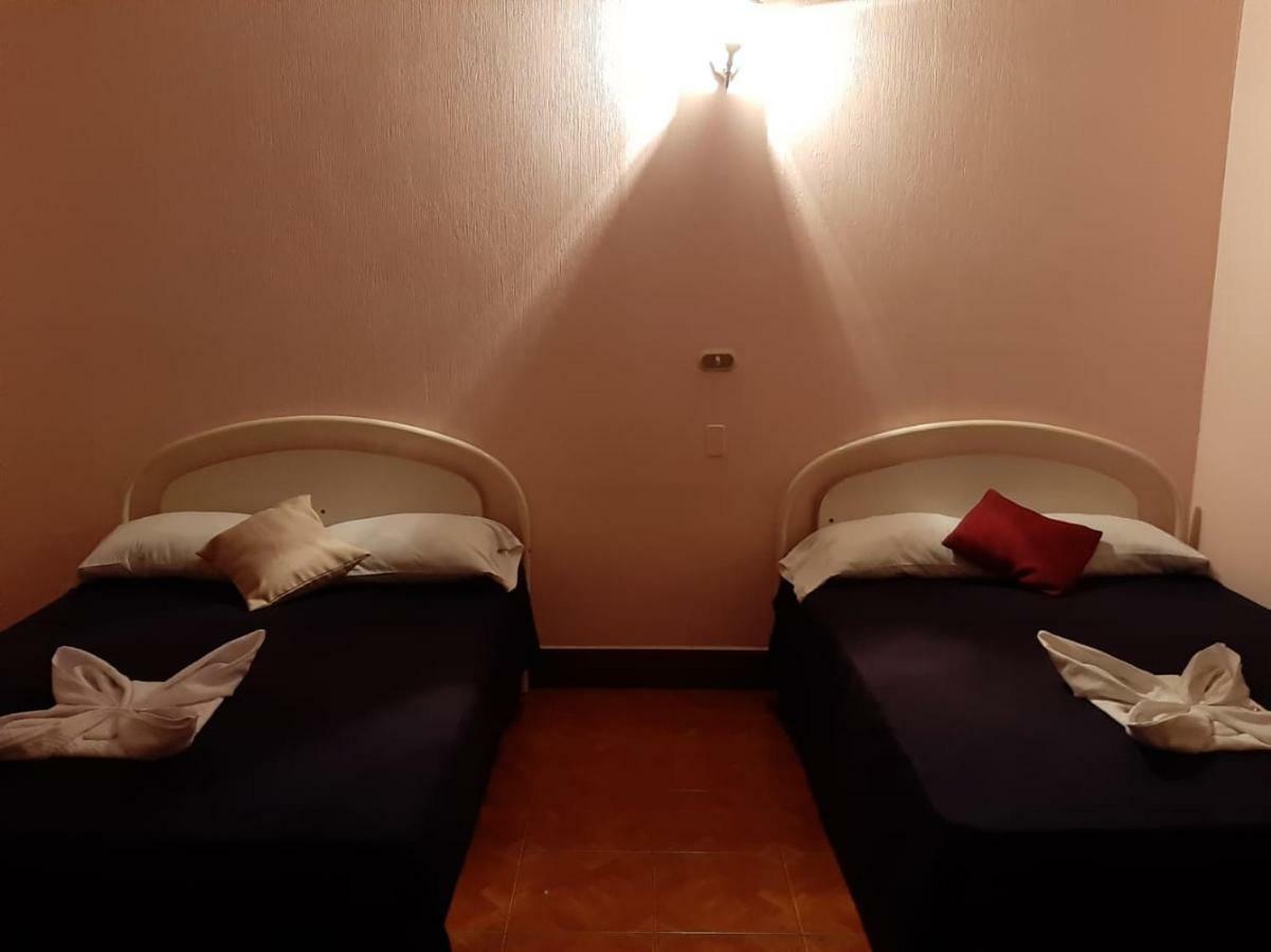 Hotel Posada Del Centro Guatemala City ภายนอก รูปภาพ